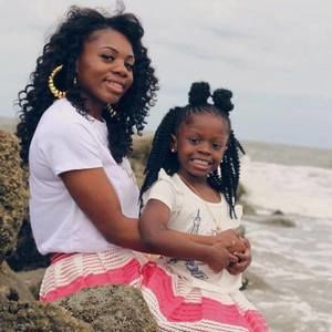 Meet your Posher, Katora