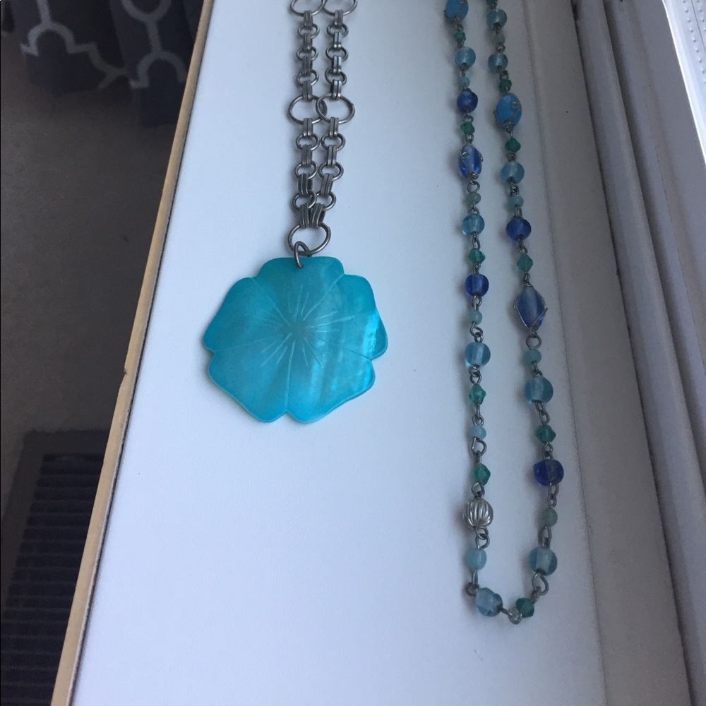 2 AEO necklace bundle ‼️