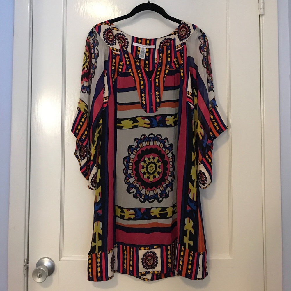 Diane Von Furstenburg Silk Dress 🌈 Size 0