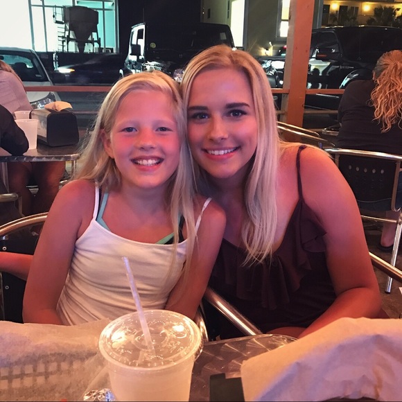 Meet your Posher, Brittanie - Picture 3 of 3