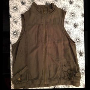 Army green vest