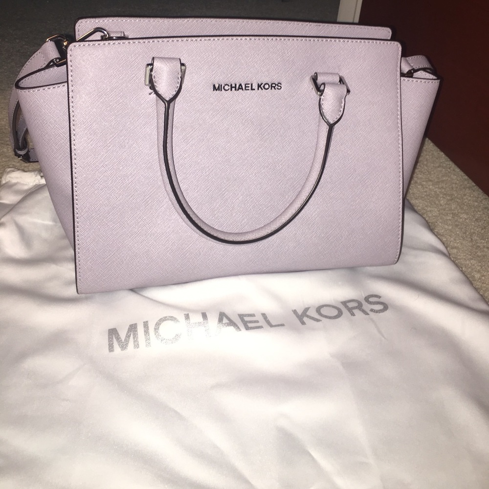 Micheal Kors satchel