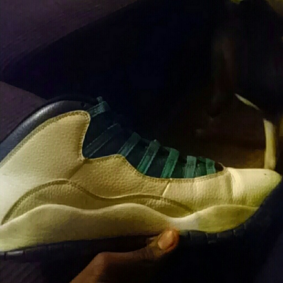 Jordan 10 - Picture 1 of 3