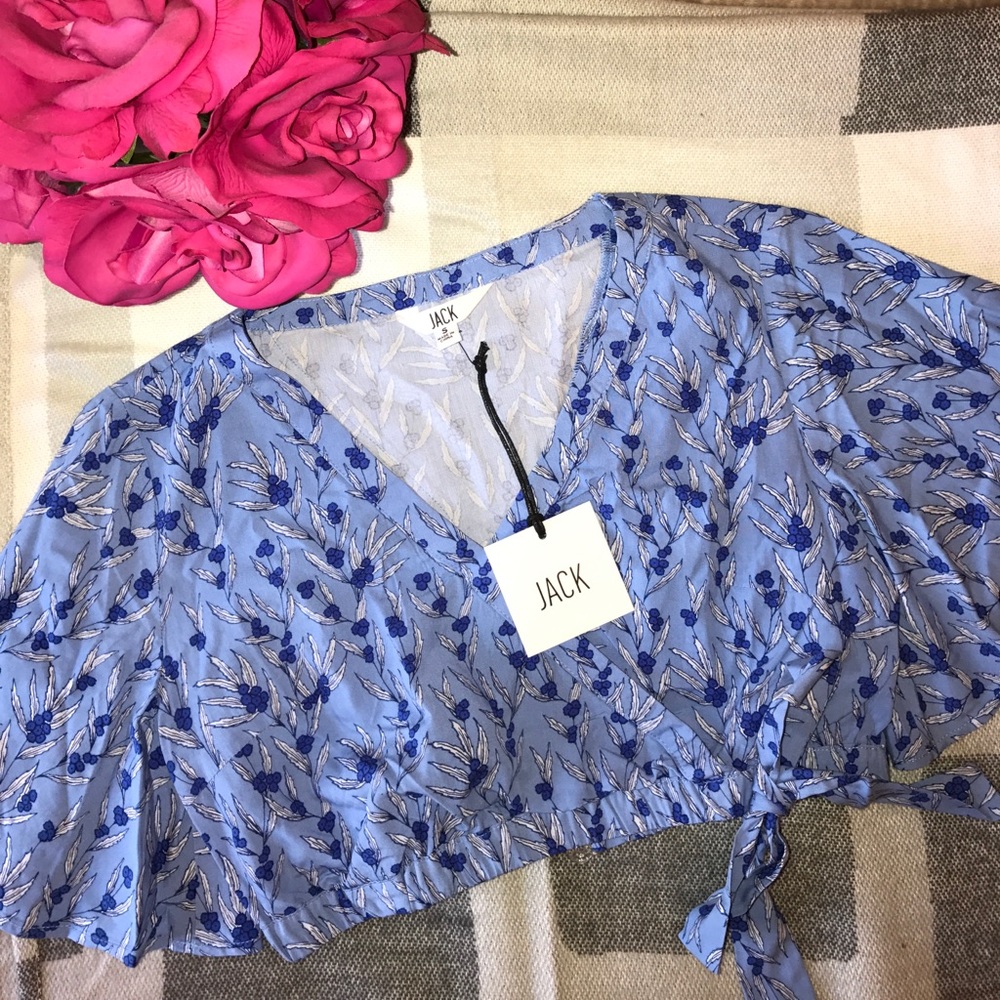 NWT JACK blue floral crop top