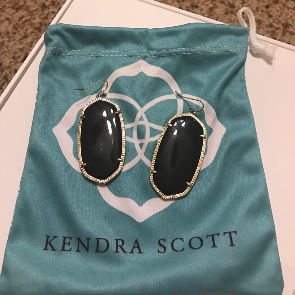 Kendra Scott Earrings