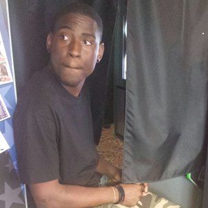 Meet your Posher, Jonathan