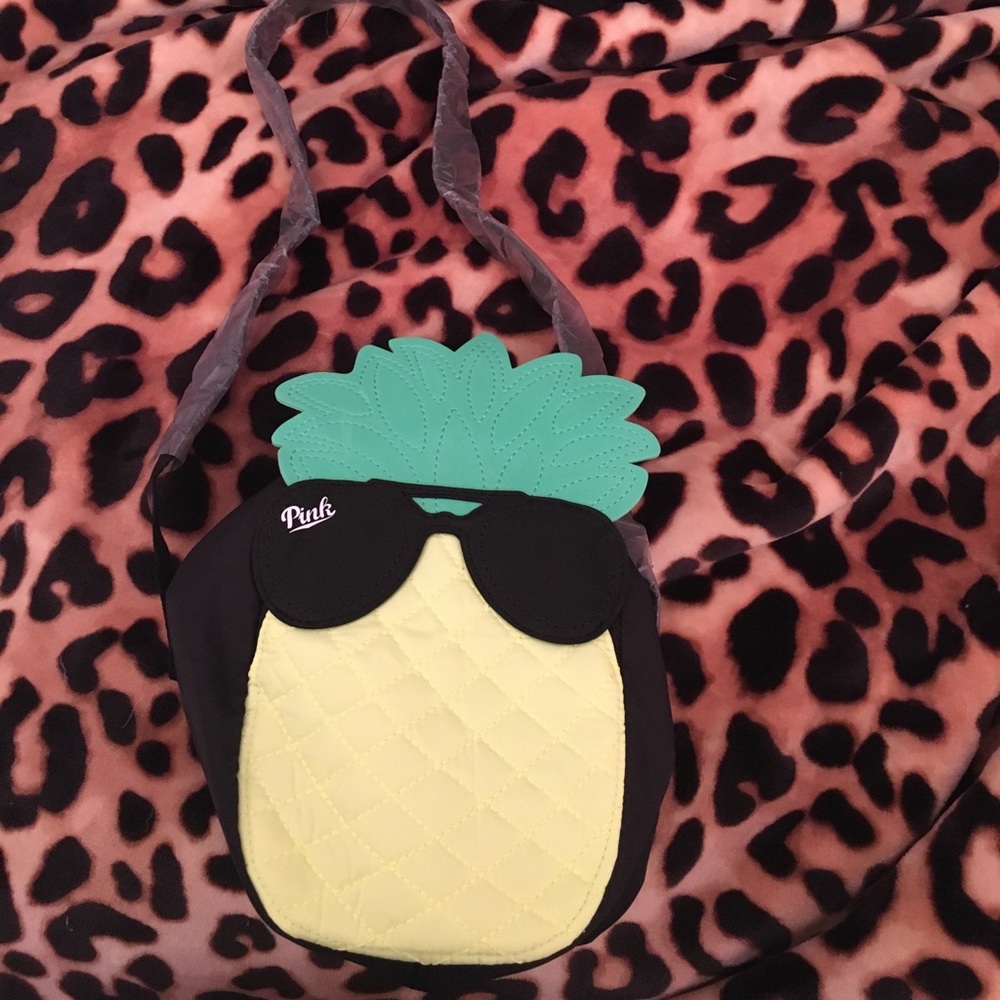 PINK pineapple lunch box