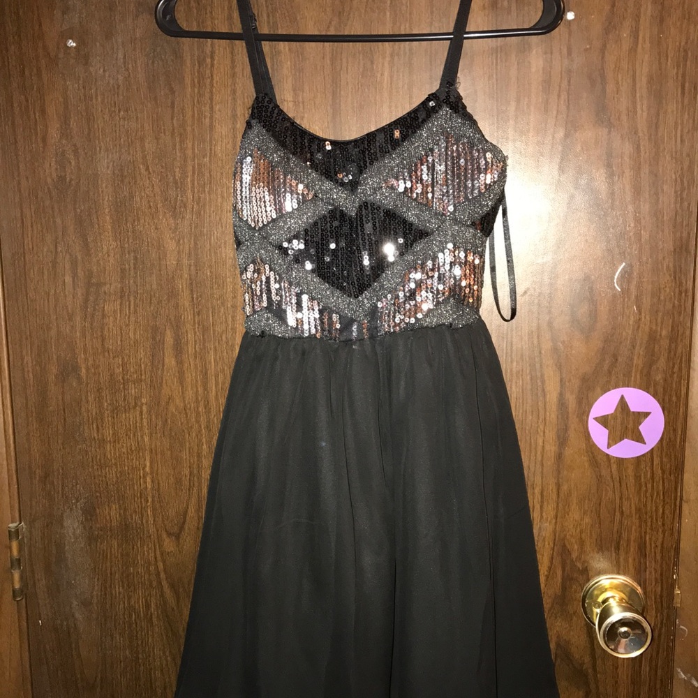 Black/silver sequined homecoming dress
