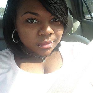 Meet your Posher, Roneka