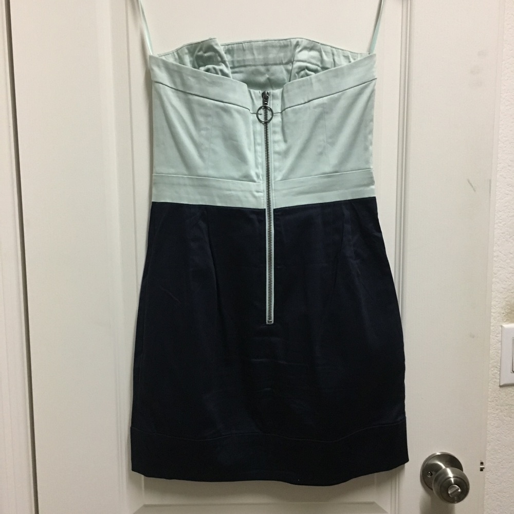 Two tone strapless dress - Picture 4 of 7