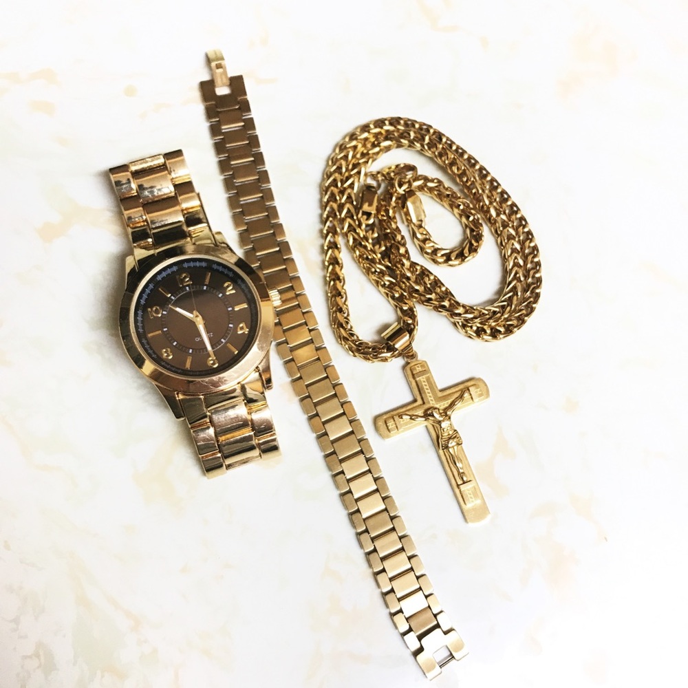 Men's golden accessories!!! Bundle of three 👌🏻
