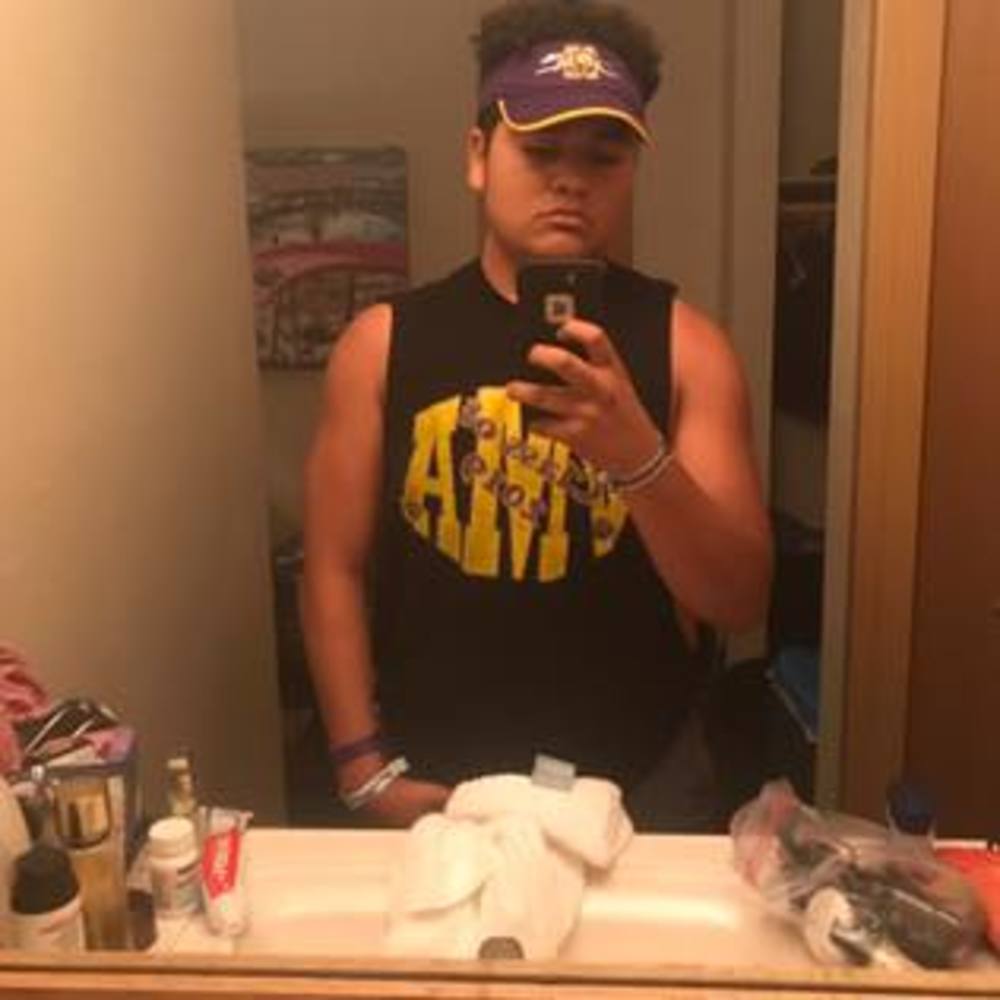 Meet your Posher, Sam