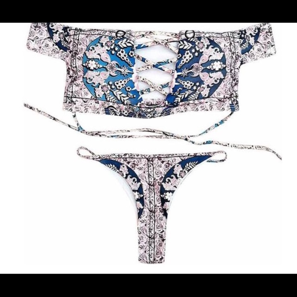 Swim suit