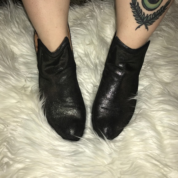 SOLD - metallic Jeffrey Campbell o'Riley booties - Picture 2 of 7