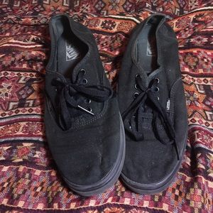 ~worn black vans~