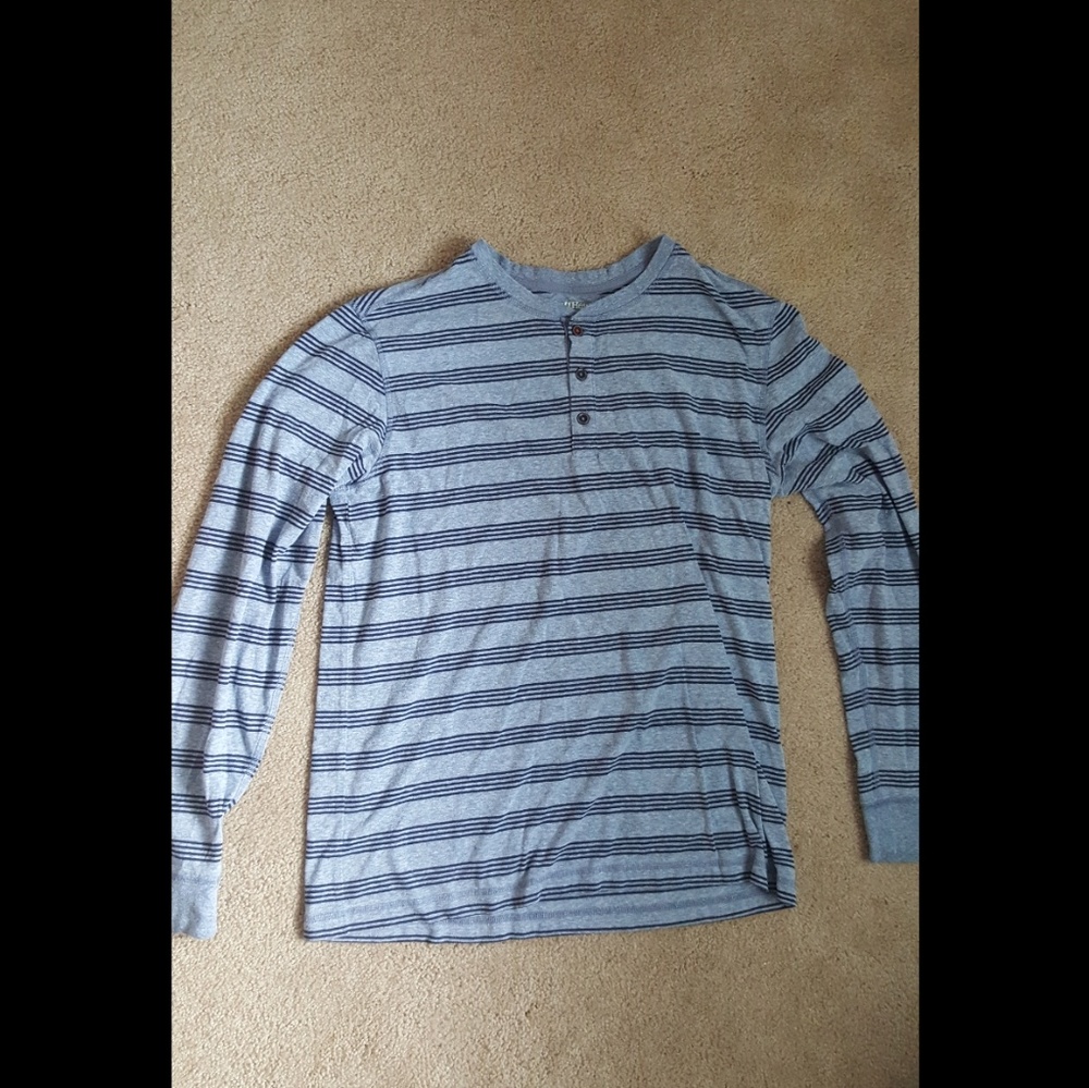 Henley Ruff Hewn shirt