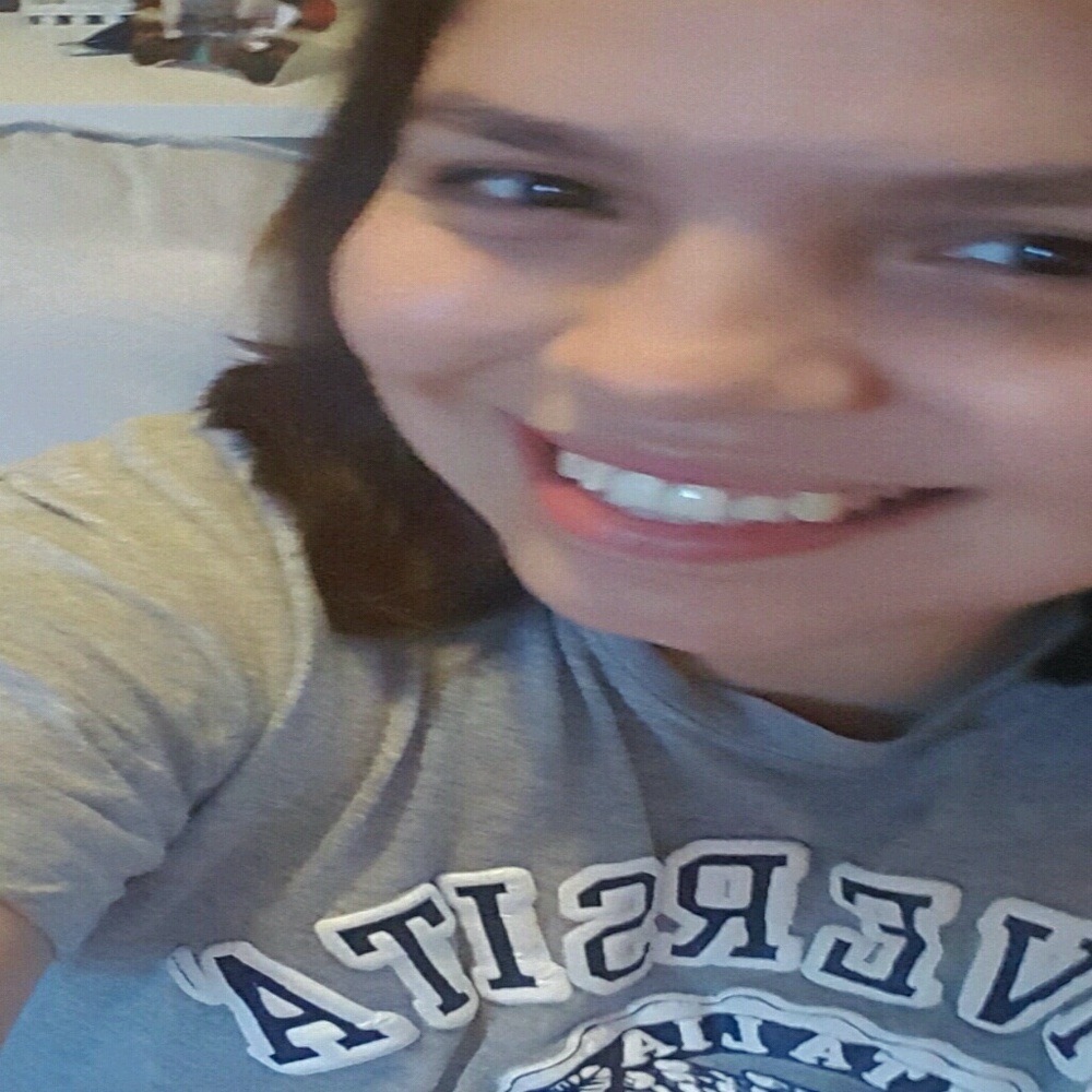 Meet your Posher, Daniela