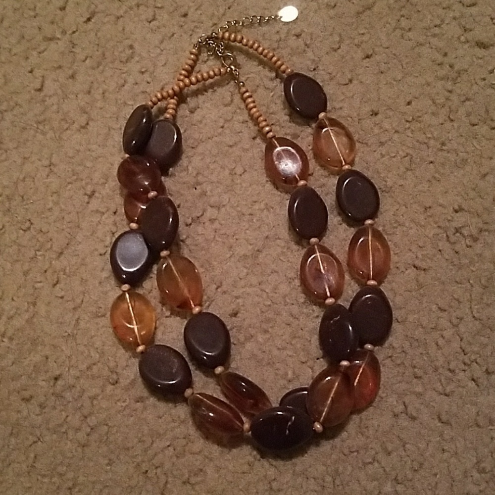 Brown beaded short necklace