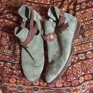 ~Worn once Bella Vita Chelsea Boots~