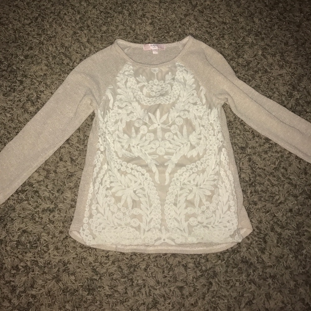 Cream girls sweater size 7/8