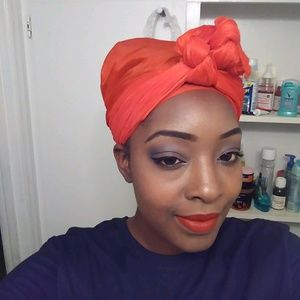 Meet your Posher, Dana