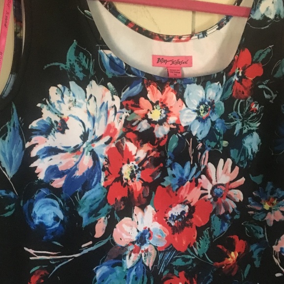 ⚡️SOLD! Betsey Johnson floral crop tank Sz 14 A - Picture 2 of 6