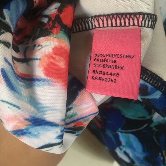 ⚡️SOLD! Betsey Johnson floral crop tank Sz 14 A - Picture 3 of 6