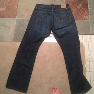 Mens dark wash lucky brand jeans! Worn twice