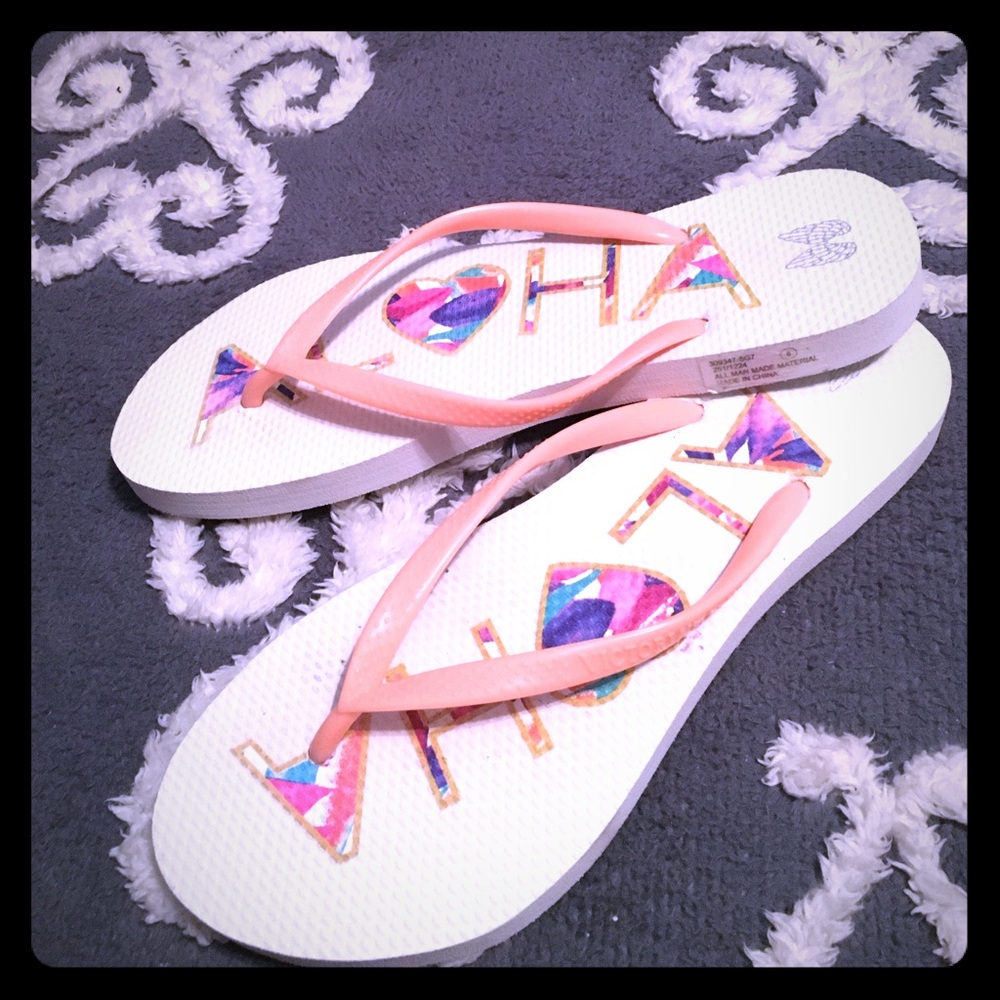 VICTORIA SECRET FLIP FLOPS