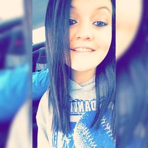 Meet your Posher, Halie