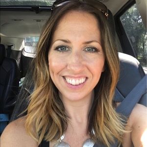 Meet your Posher, Rebecca