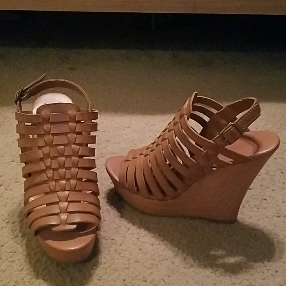 Brown wedges