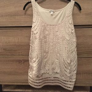 Express geometric tank