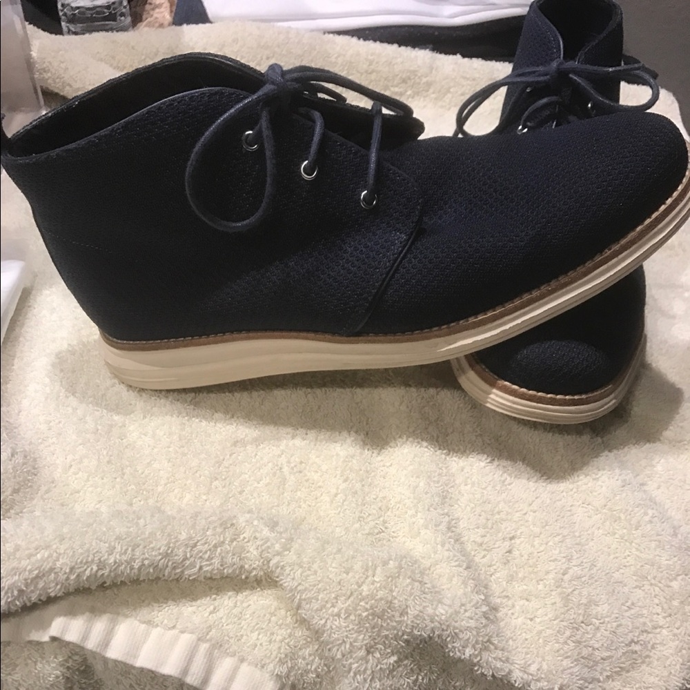 Cole Haan slightly used men's Lunar grand chukkas