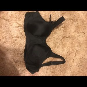 Black sports bra, hook back
