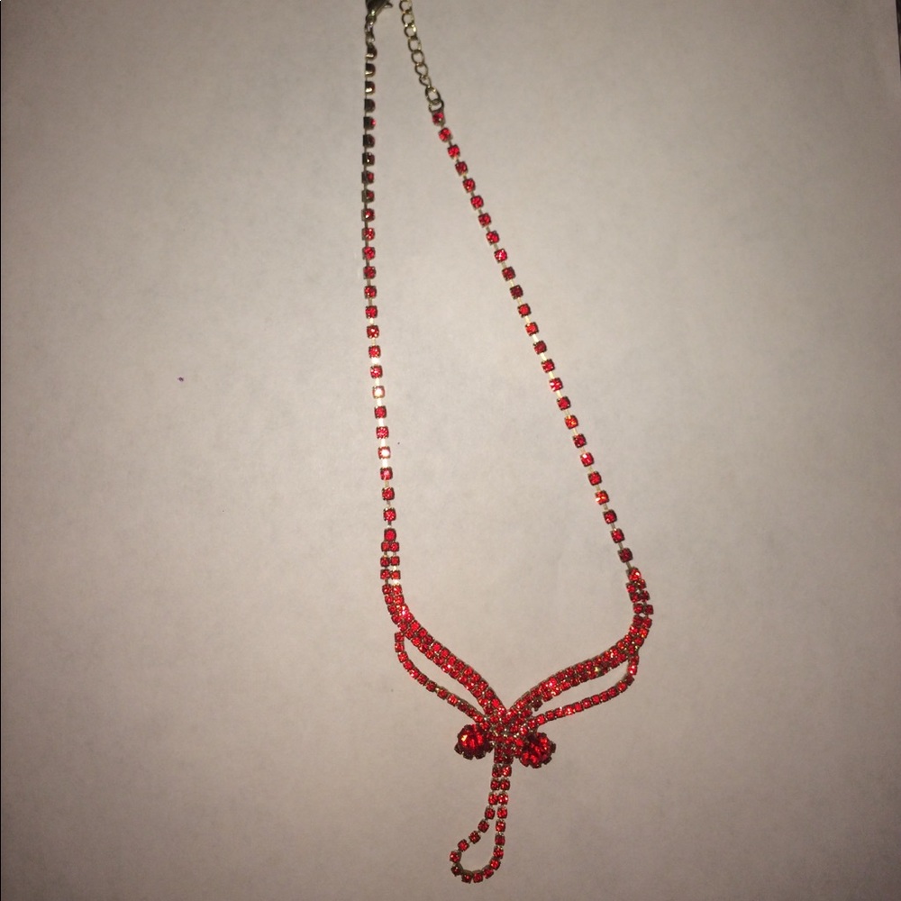 Red elegant necklace