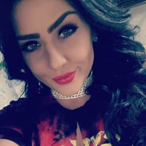 Meet your Posher, Cortney