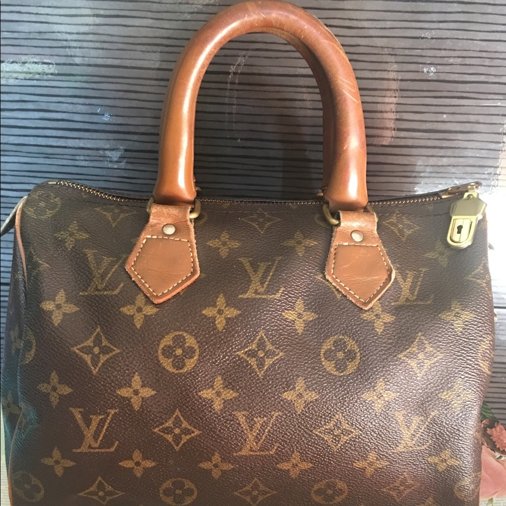 Not to vintage Louis Vuitton speedy bag