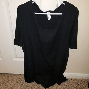 Lularoe perfect tee. Plain black- ribbed