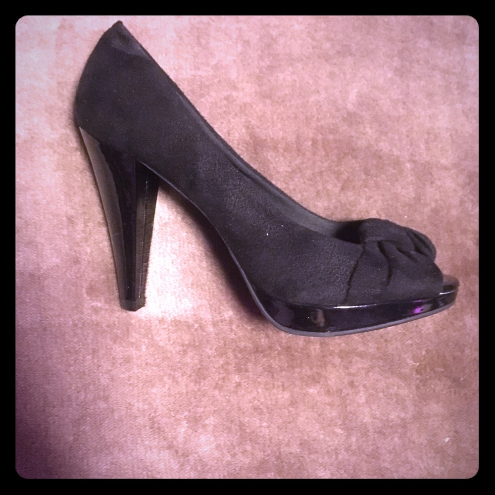 ‼️Blk Fioni heels‼️