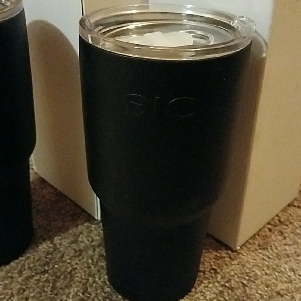 SIC cups, brand new, matte blk