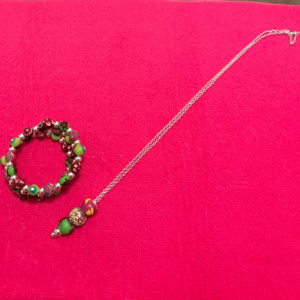 Viva beads. Matching set