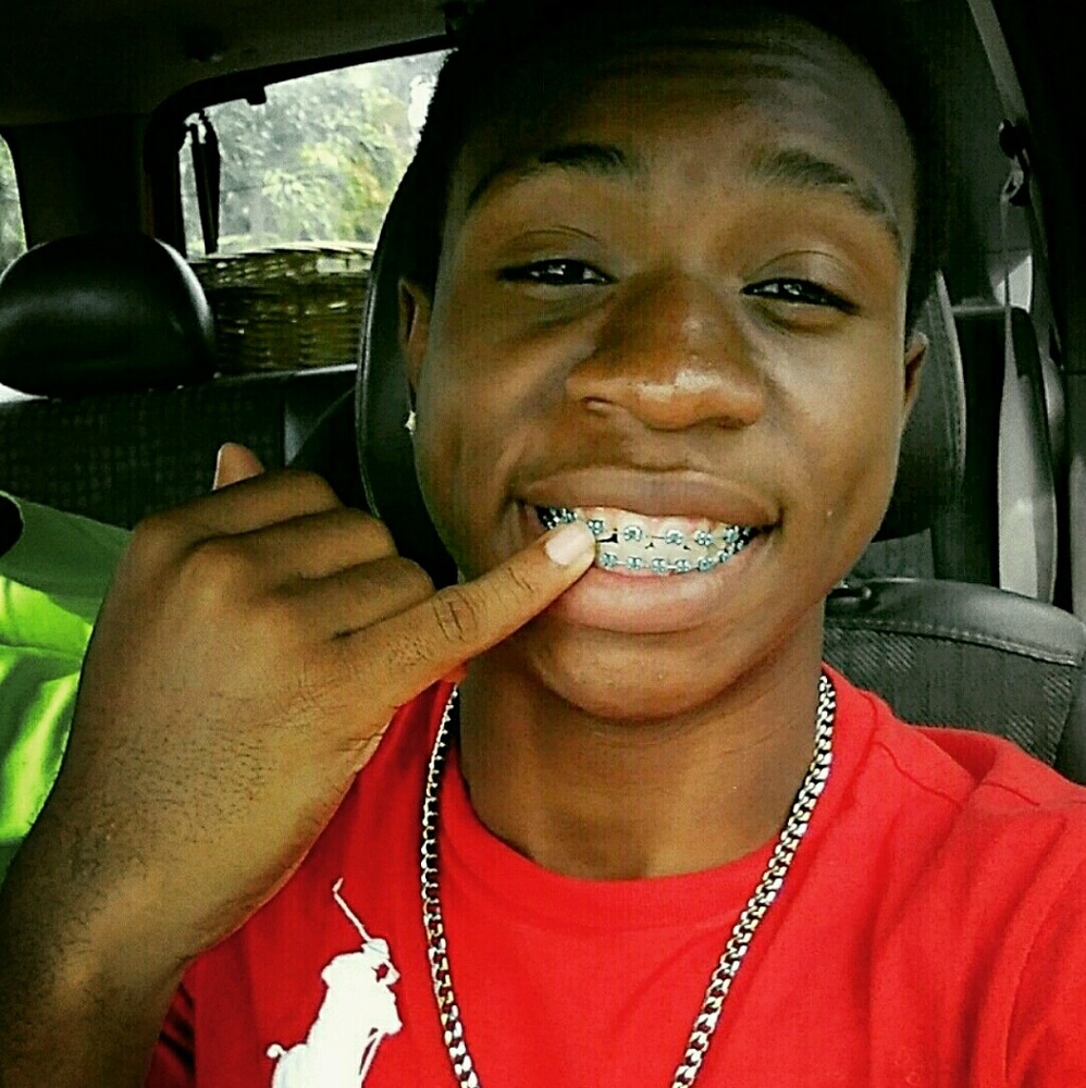 Meet your Posher, Deion