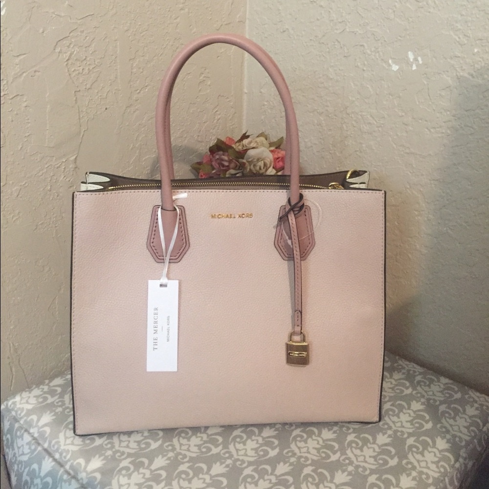 Pink Michael Kors Purse - Picture 1 of 8