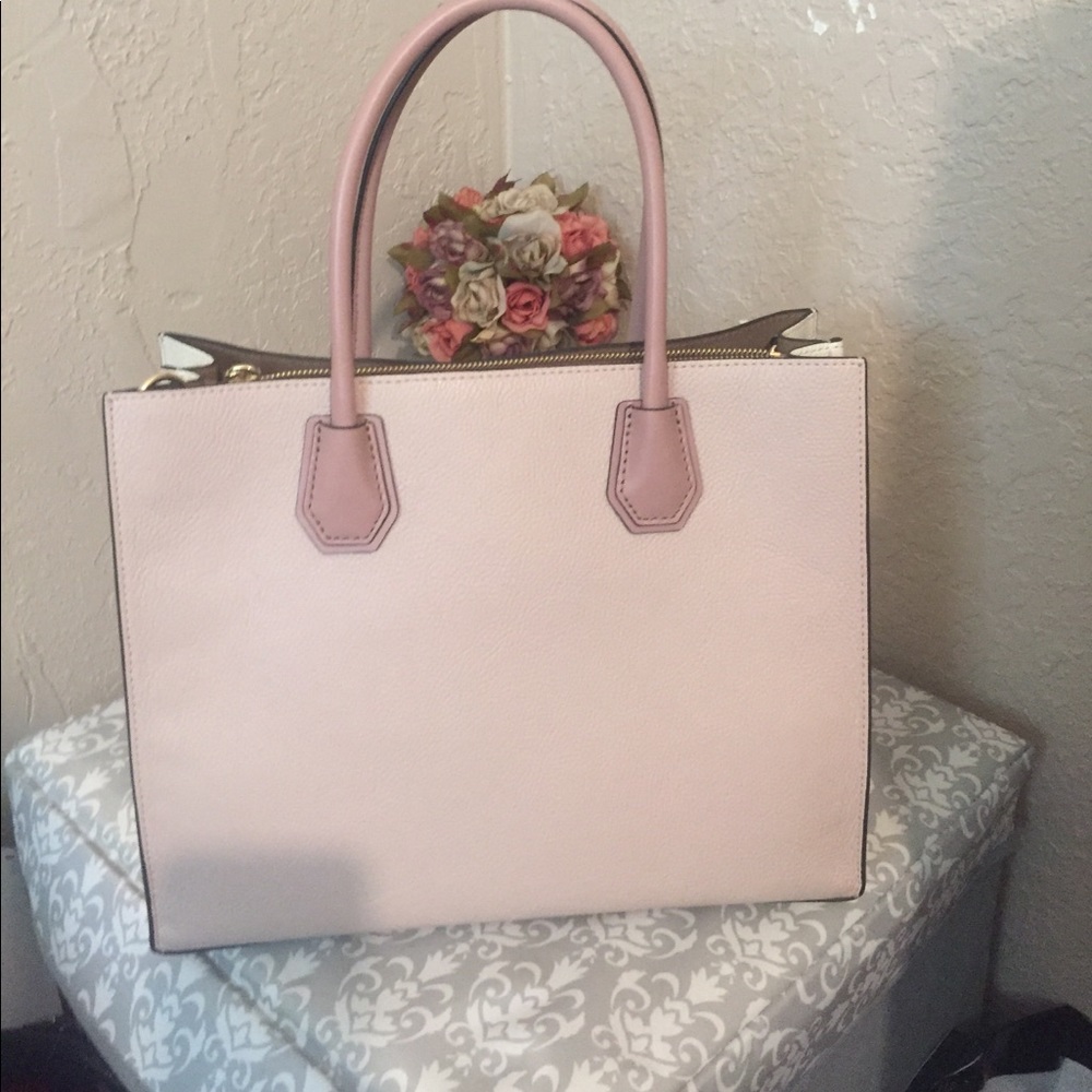 Pink Michael Kors Purse - Picture 3 of 8