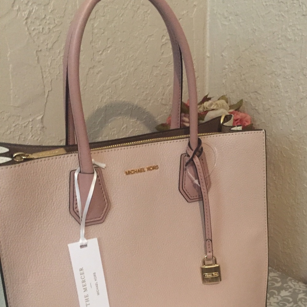 Pink Michael Kors Purse - Picture 8 of 8