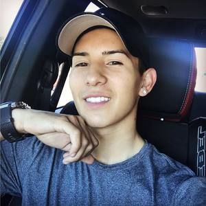 Meet your Posher, Xavi