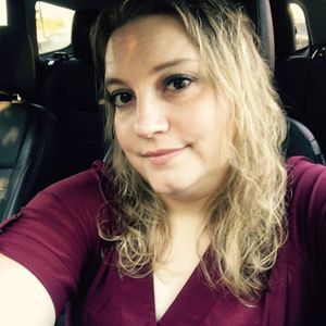 Meet your Posher, Roxanne