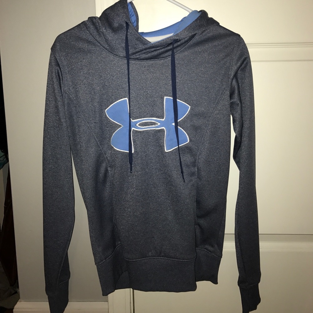 Under armor sweatshirt!