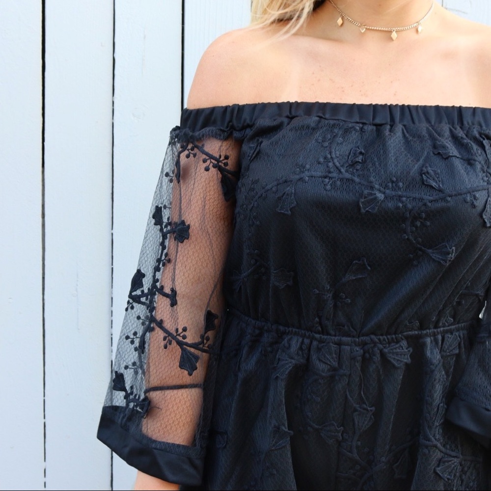 black lace romper - Picture 4 of 4